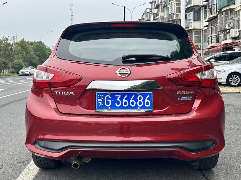 Nissan Tiida
