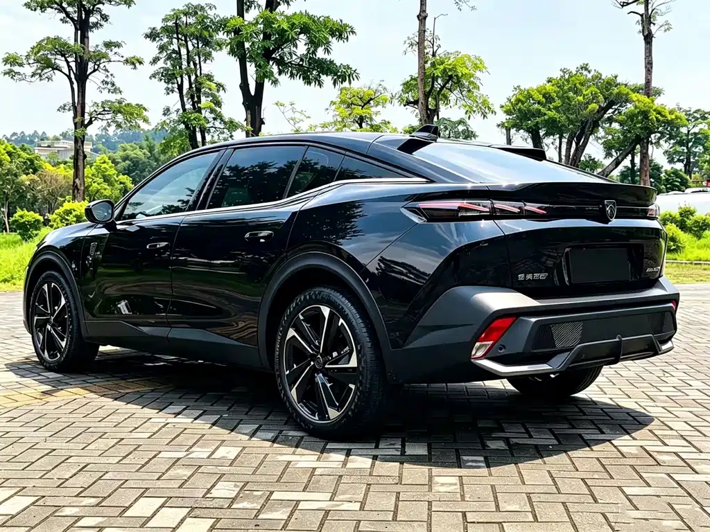Peugeot 408X