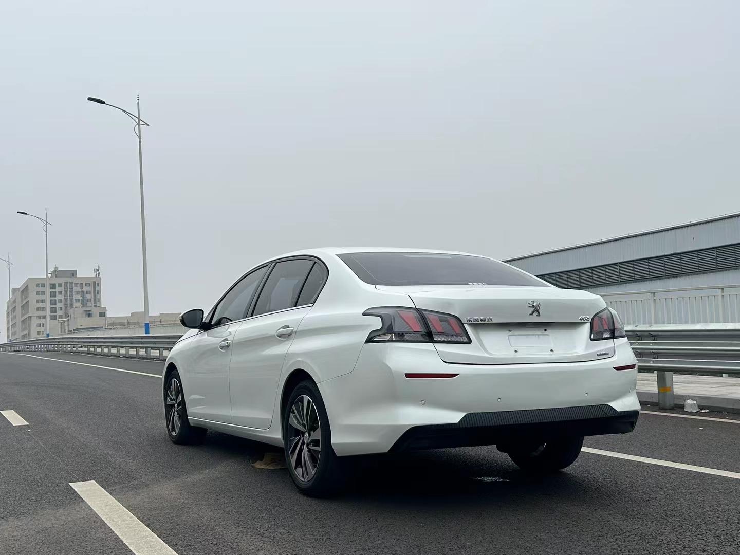 Peugeot Peugeot 408