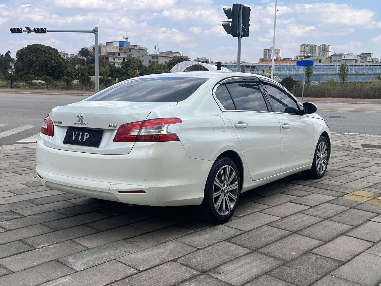 Peugeot Peugeot 408
