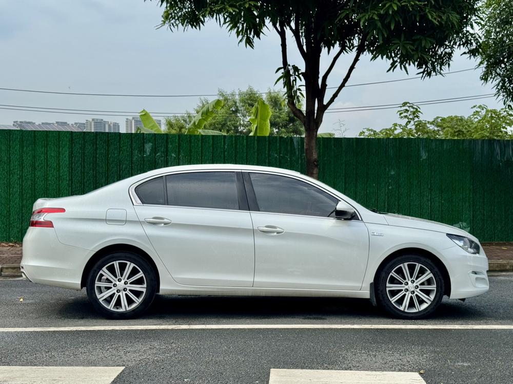 Peugeot Peugeot 408