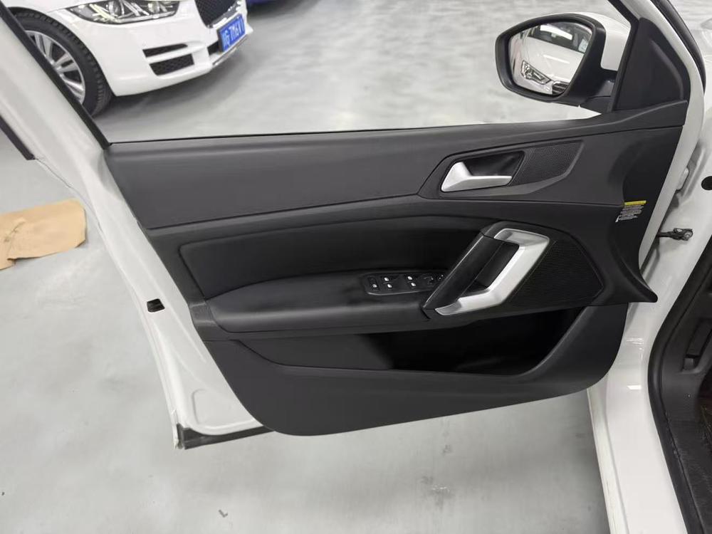 Peugeot Peugeot 408