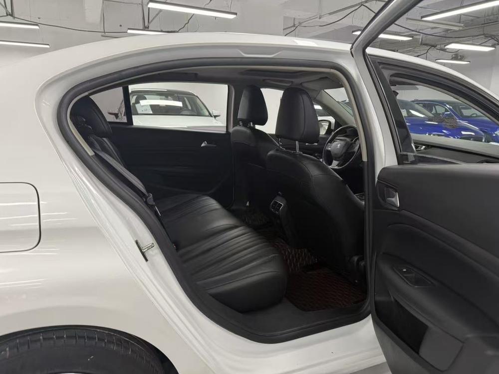 Peugeot Peugeot 408