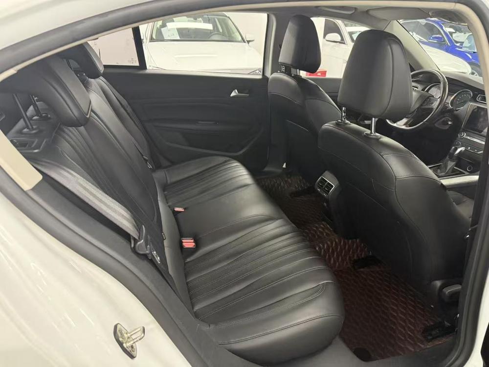 Peugeot Peugeot 408