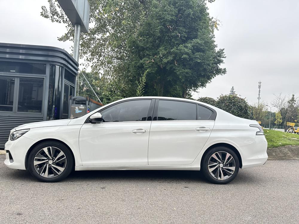 Peugeot Peugeot 408