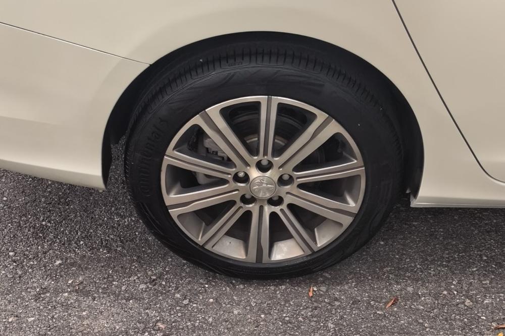 Peugeot Peugeot 408