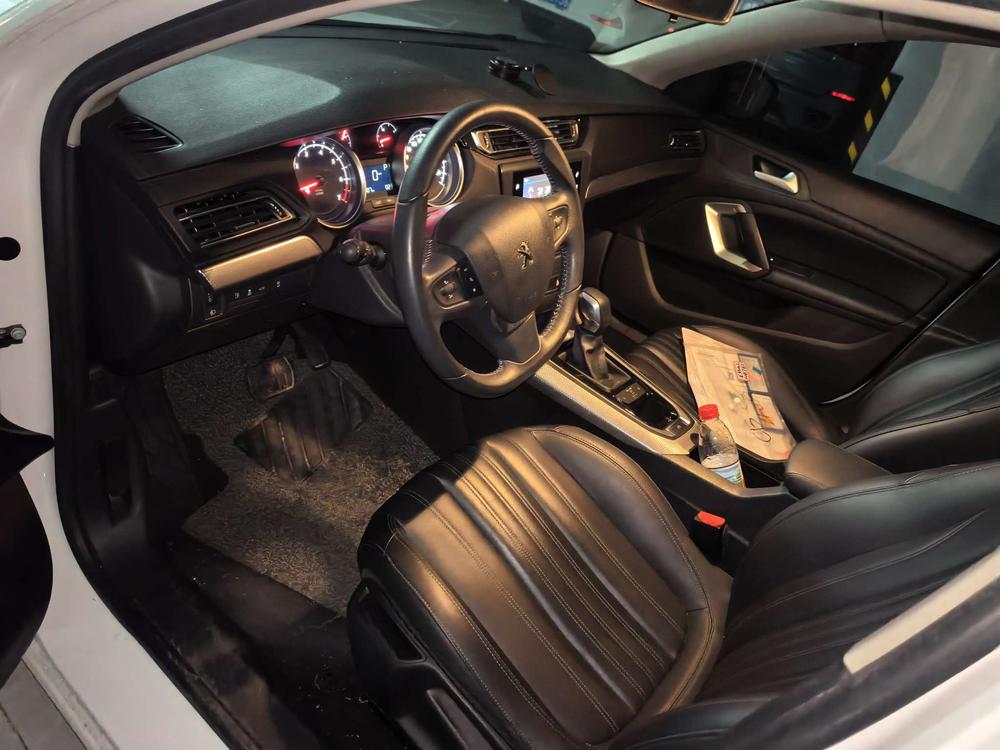 Peugeot Peugeot 408