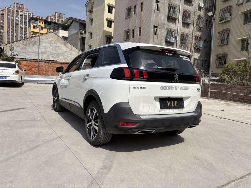 Peugeot Peugeot 5008