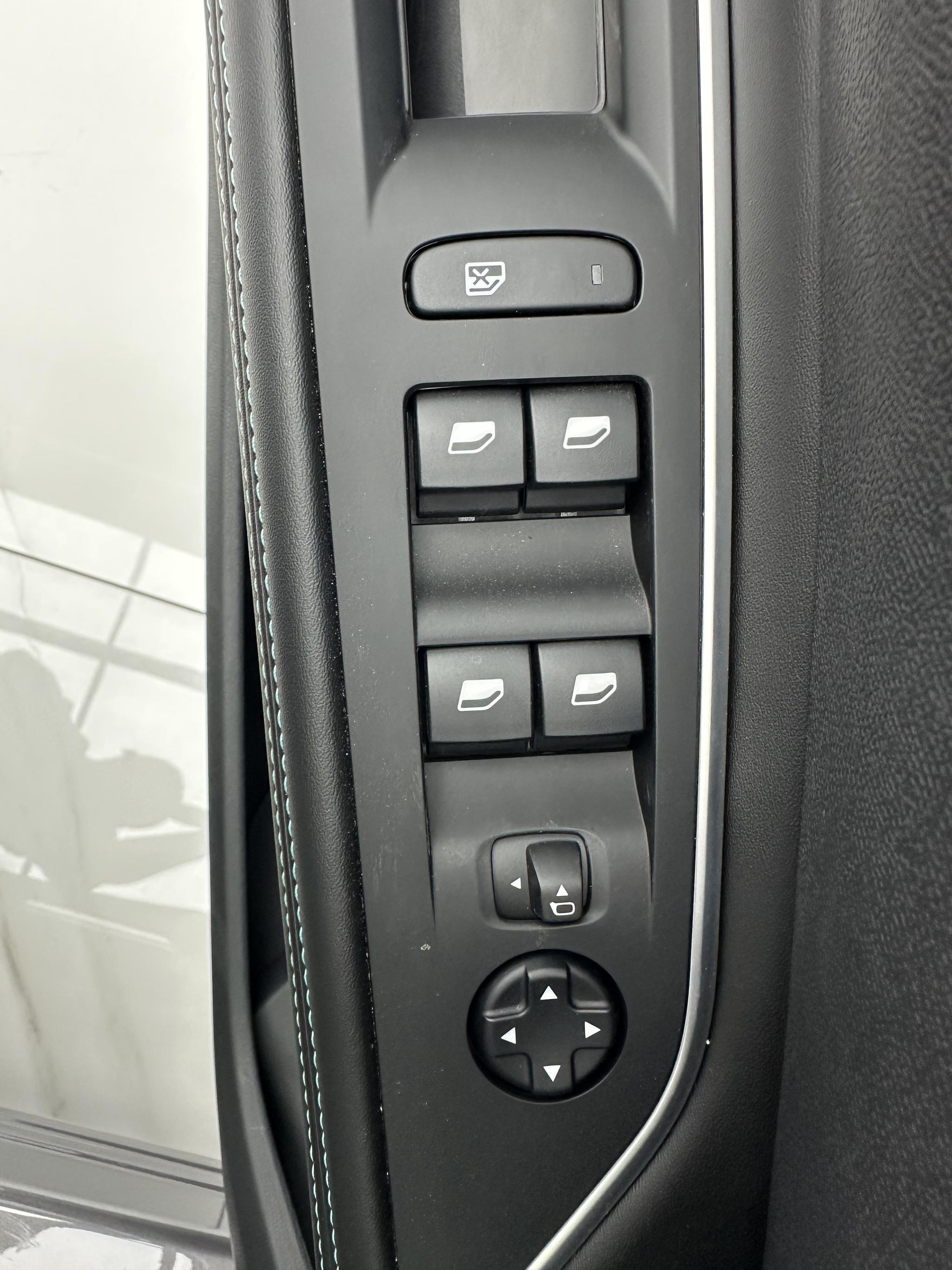 Peugeot Peugeot 5008