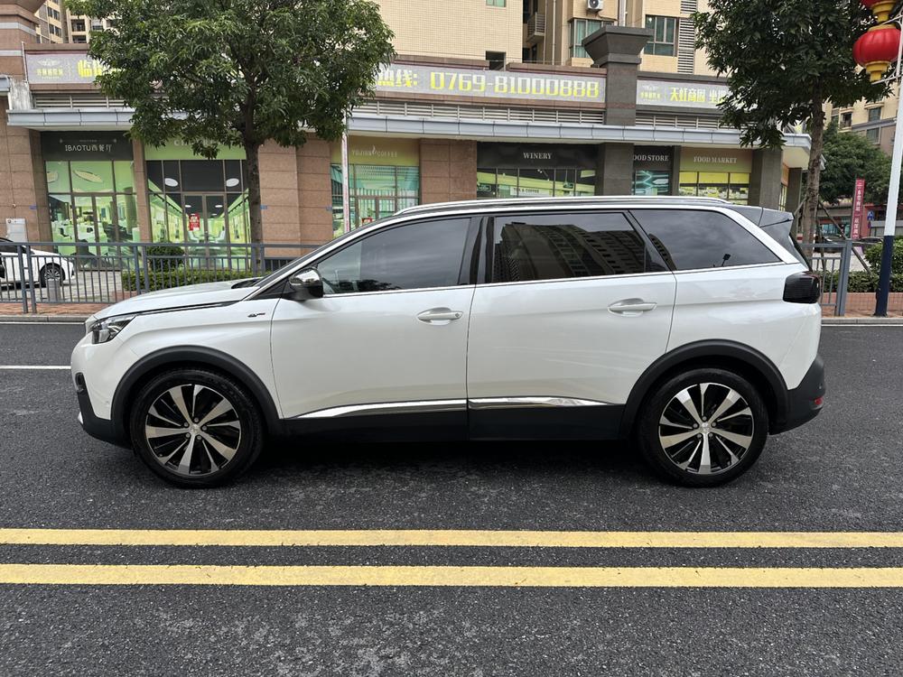 Peugeot Peugeot 5008