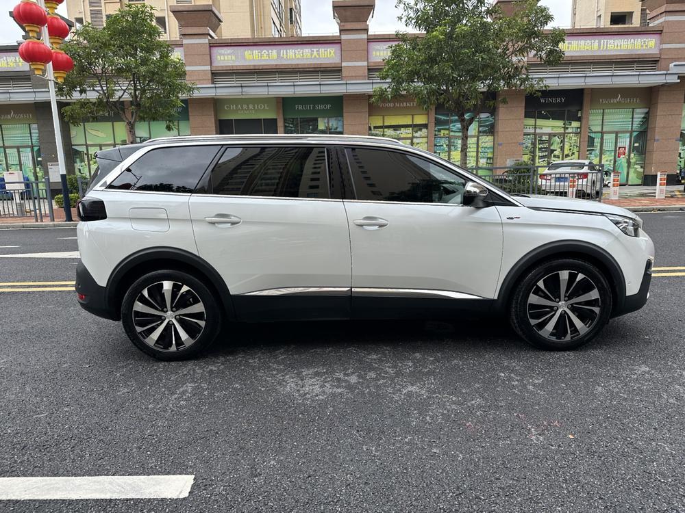 Peugeot Peugeot 5008