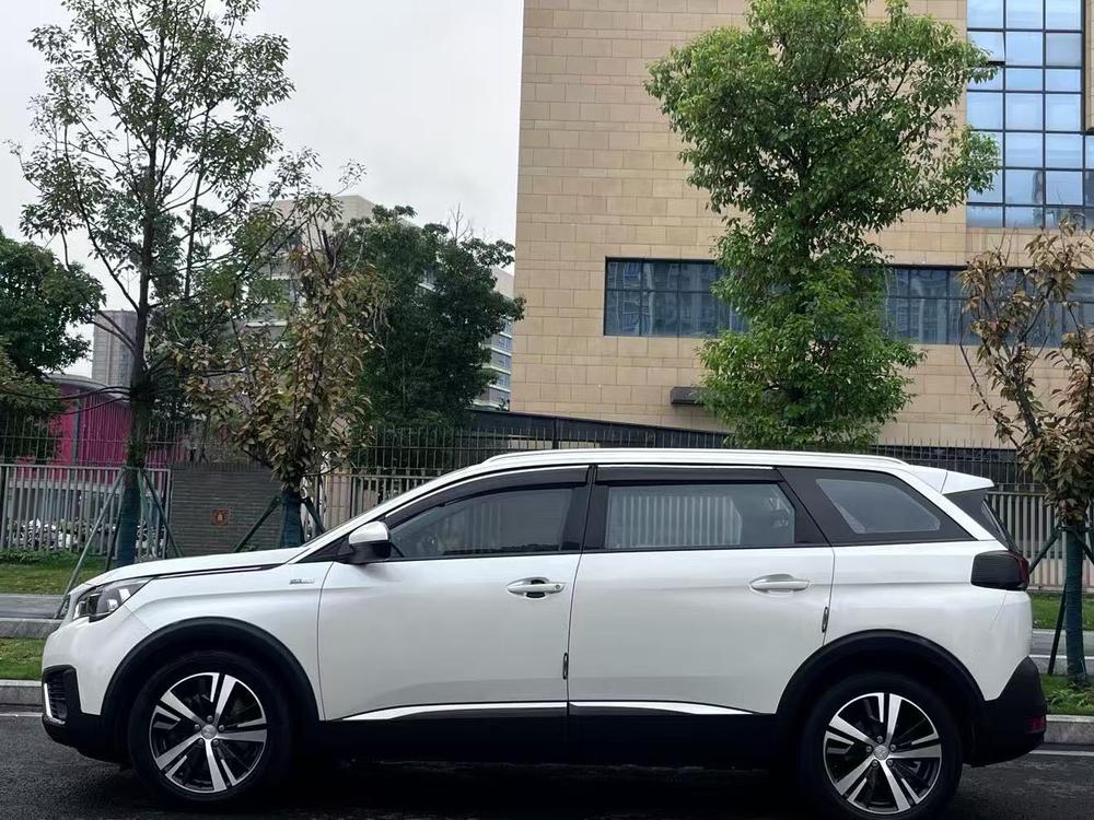 Peugeot Peugeot 5008