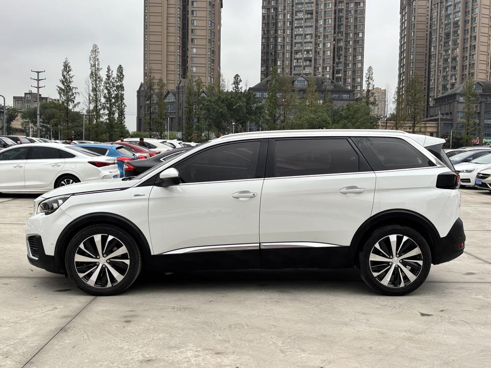 Peugeot Peugeot 5008