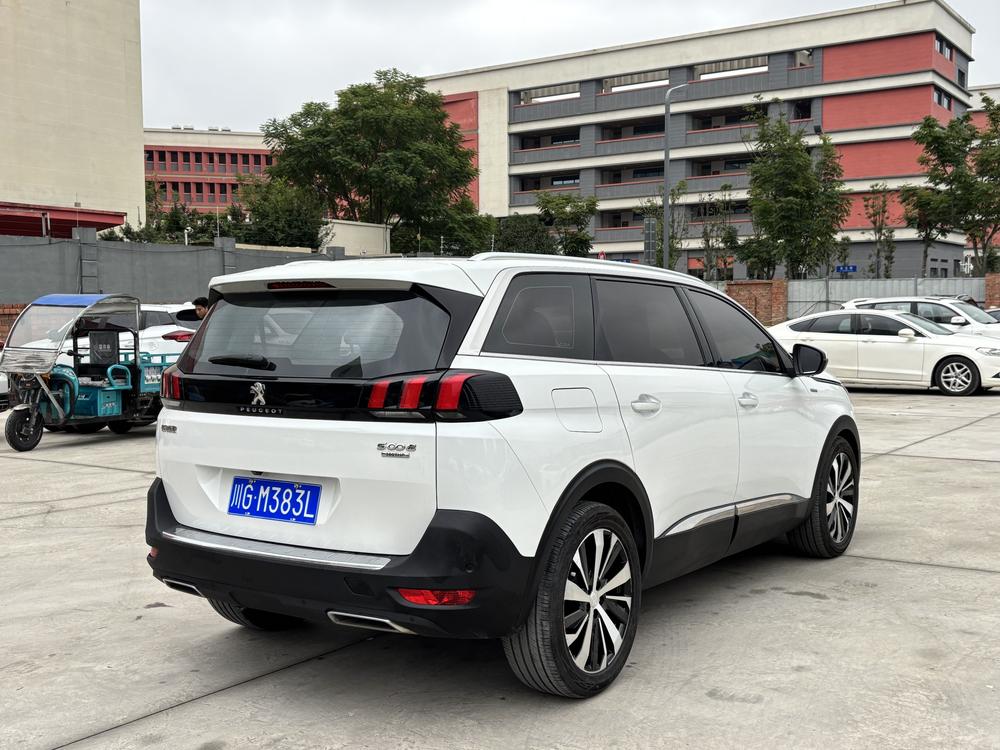 Peugeot Peugeot 5008