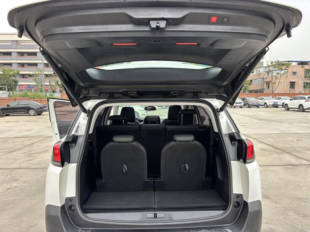 Peugeot Peugeot 5008