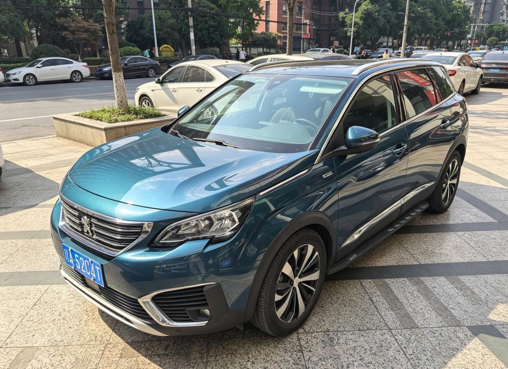 Peugeot Peugeot 5008