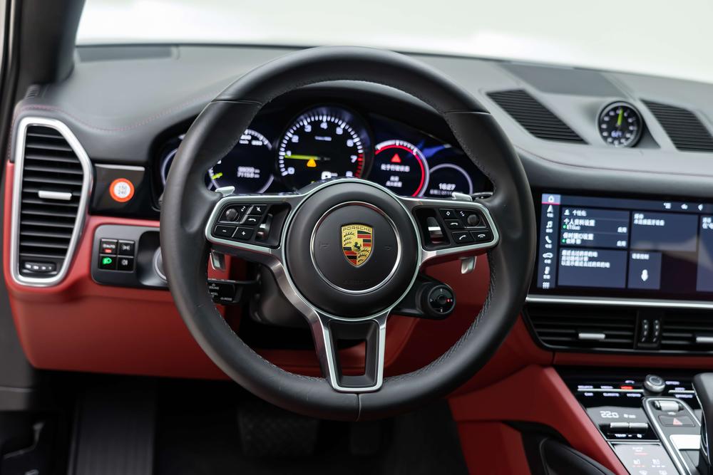 Porsche Cayenne Coupé E-Hybrid