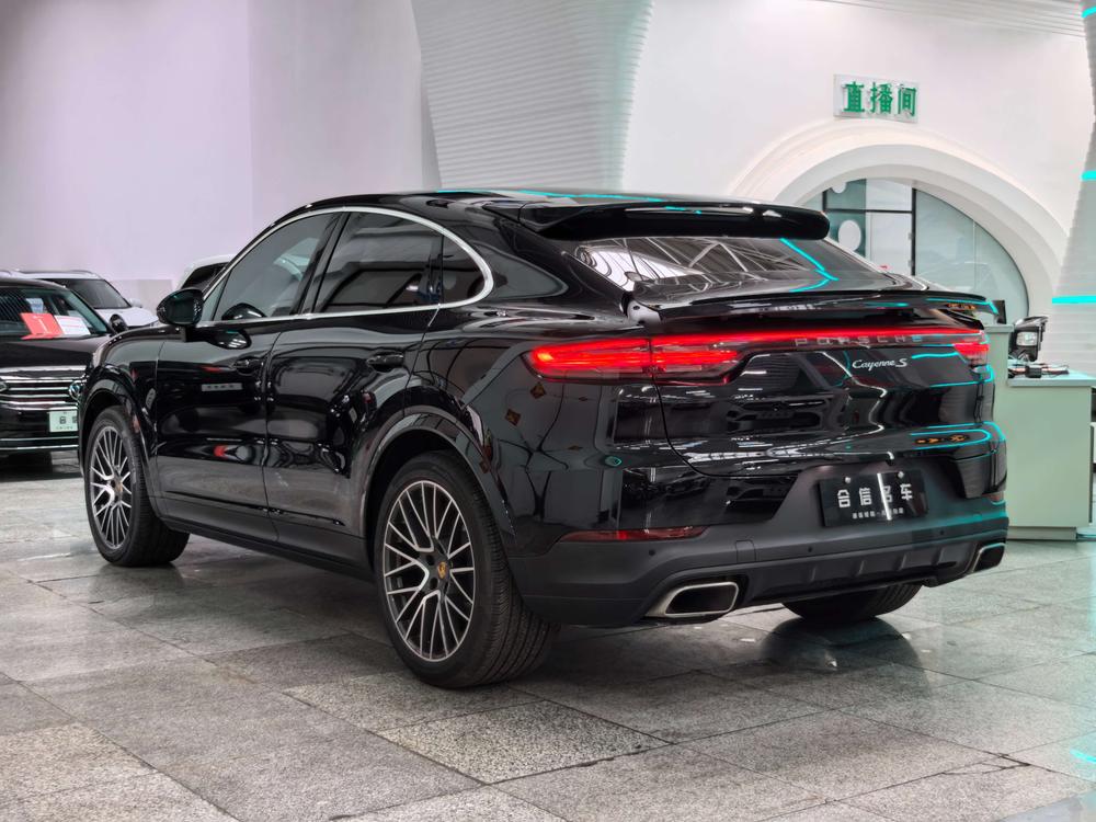 Porsche Cayenne Coupé