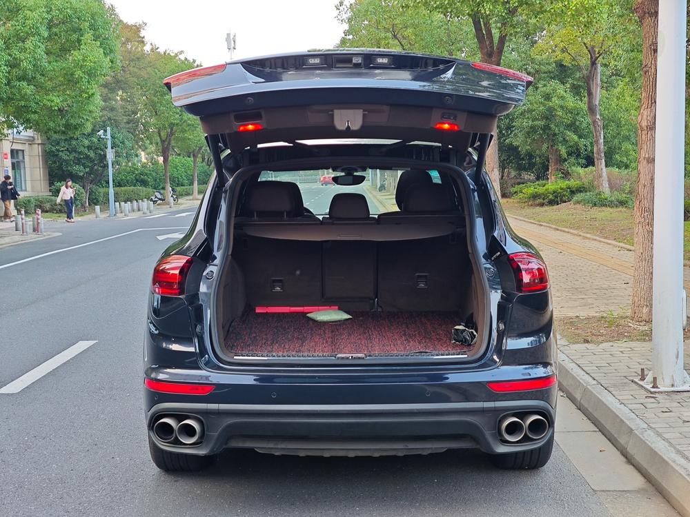 Porsche Cayenne E-Hybrid