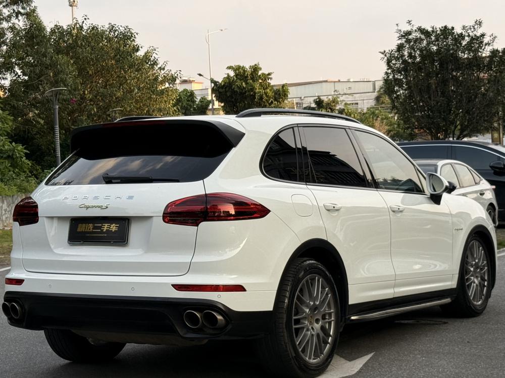 Porsche Cayenne E-Hybrid