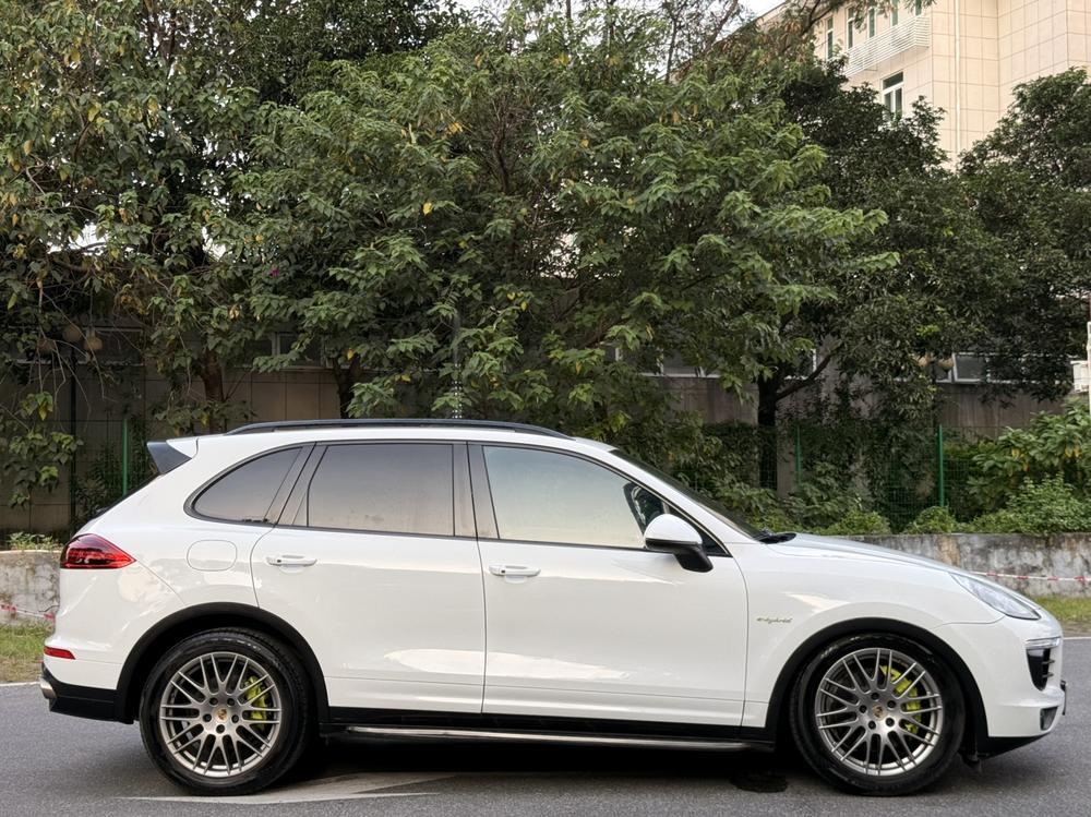 Porsche Cayenne E-Hybrid