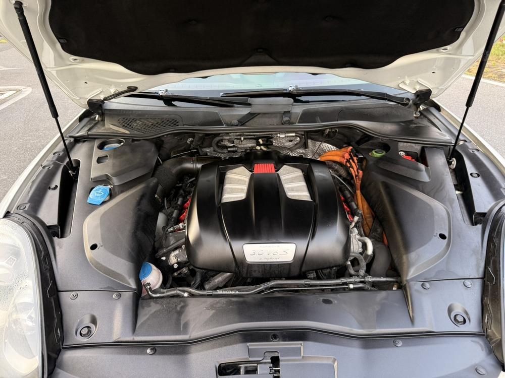 Porsche Cayenne E-Hybrid