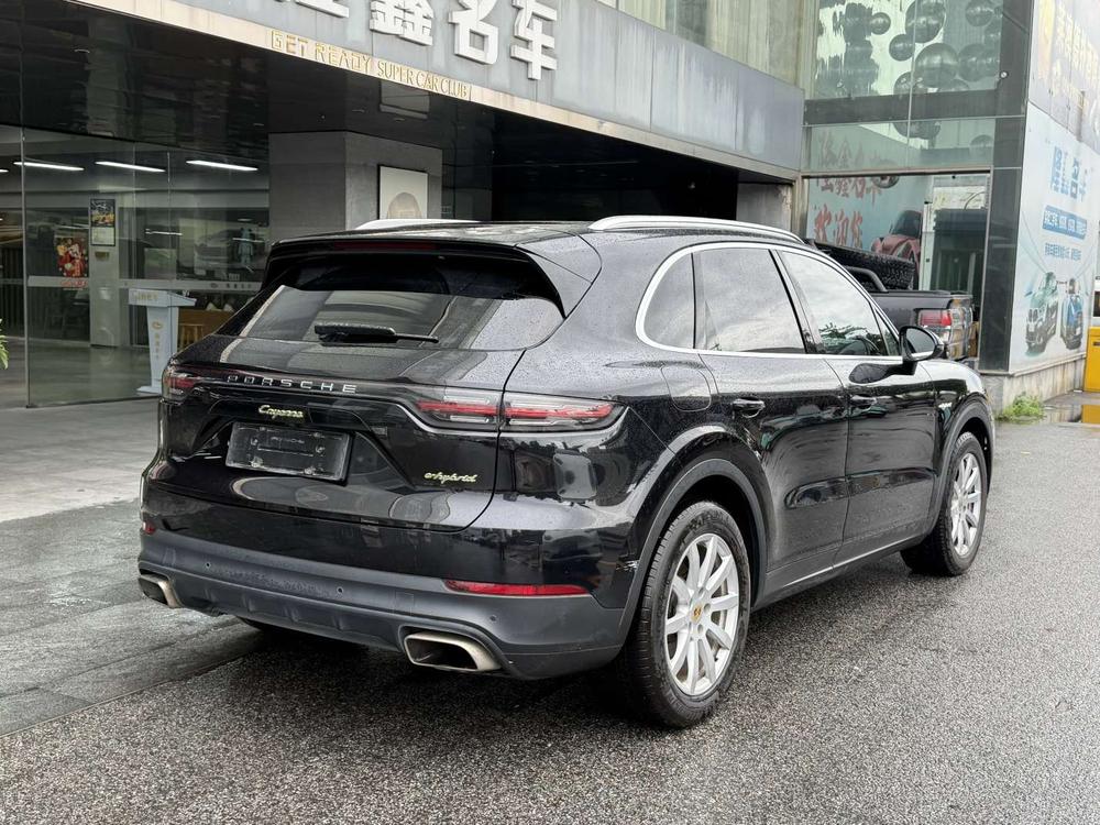 Porsche Cayenne E-Hybrid