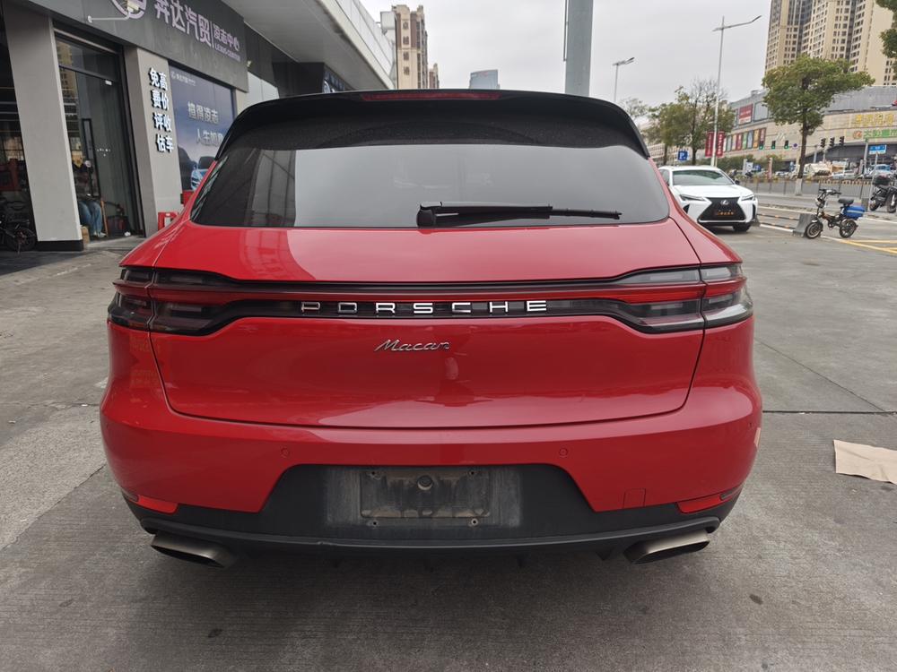 Porsche Macan