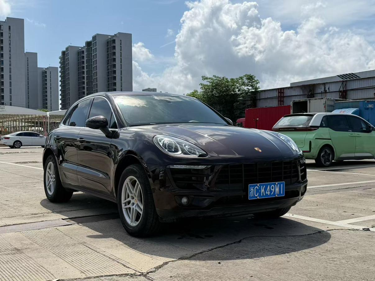 Porsche Macan