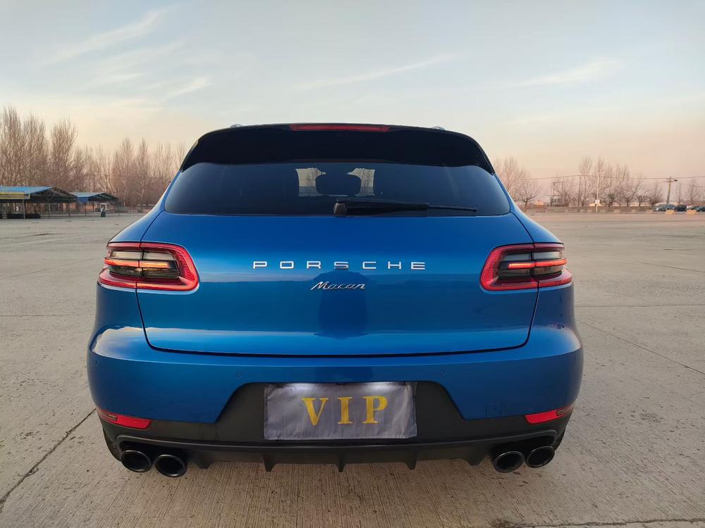 Porsche Macan