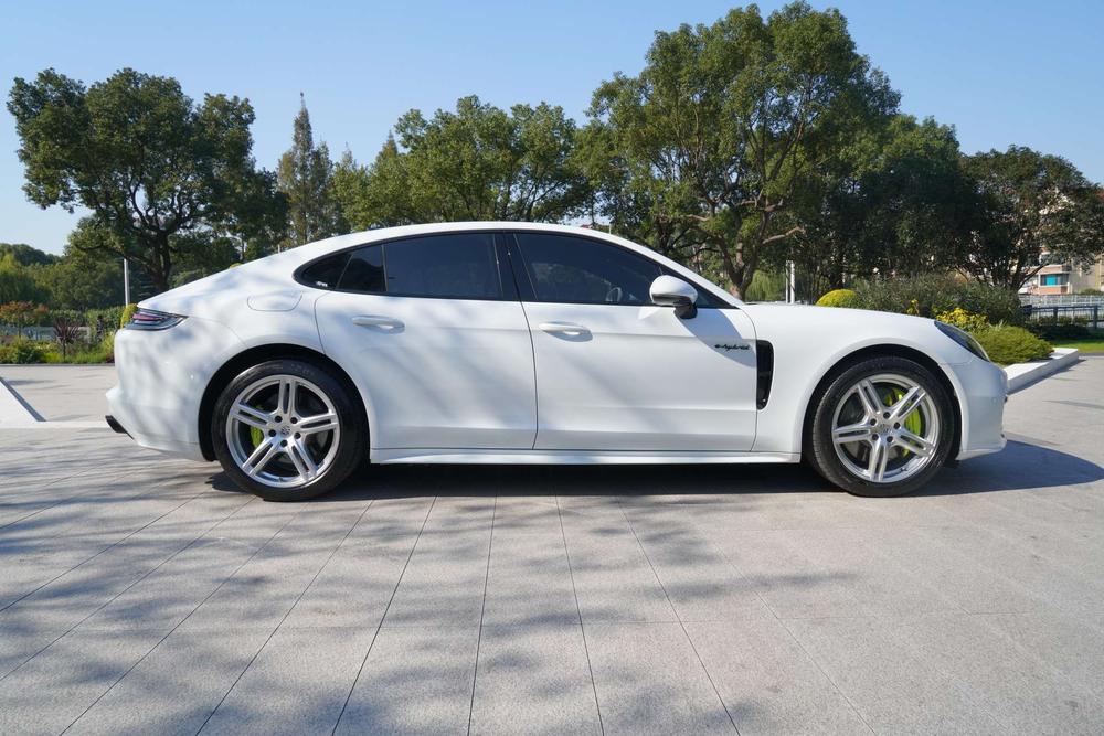 Porsche Panamera E-Hybrid