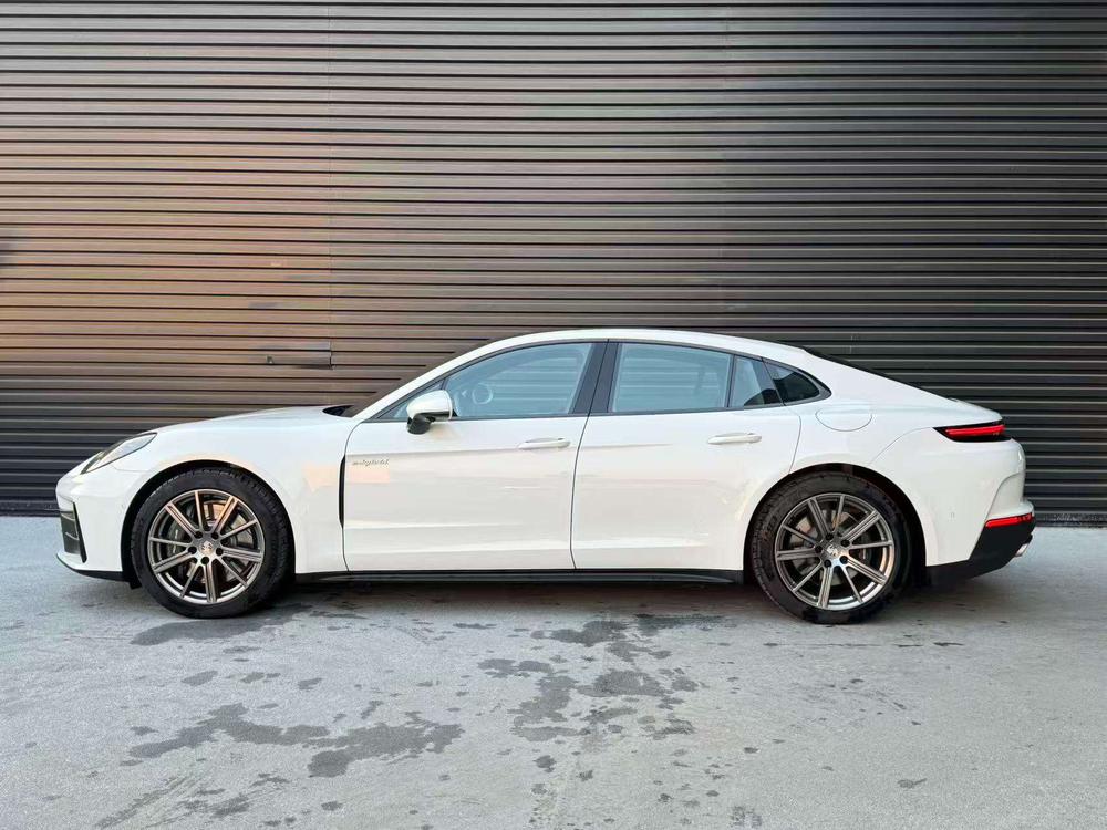 Porsche Panamera E-Hybrid
