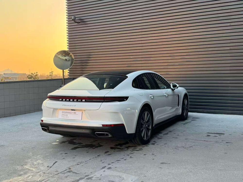 Porsche Panamera E-Hybrid