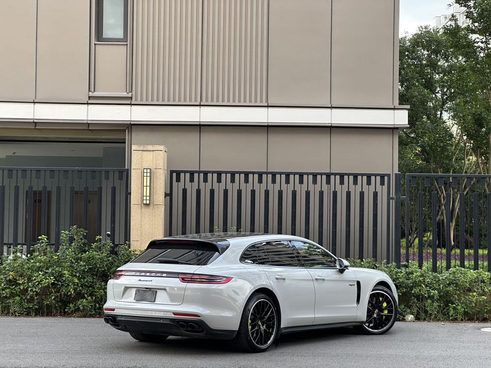 Porsche Panamera E-Hybrid