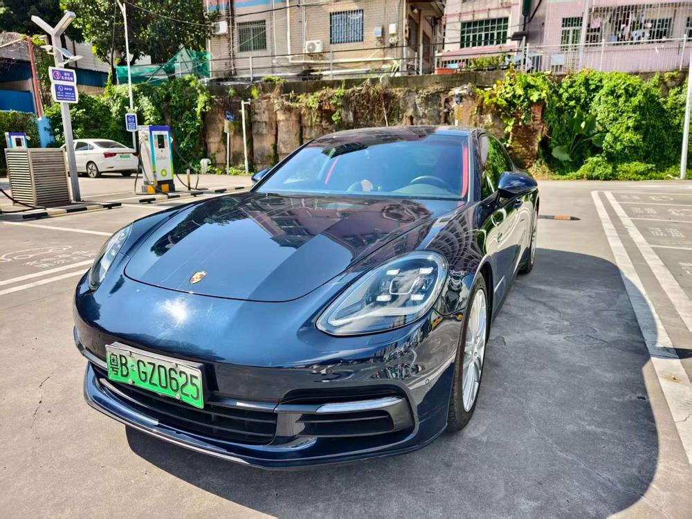 Porsche Panamera E-Hybrid