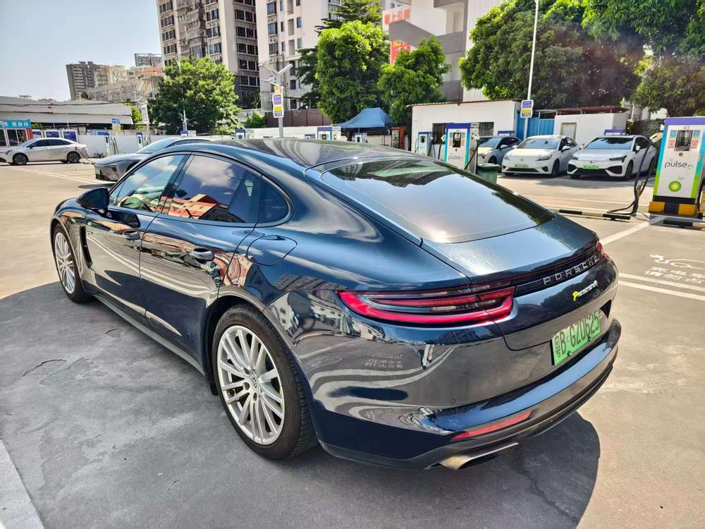 Porsche Panamera E-Hybrid