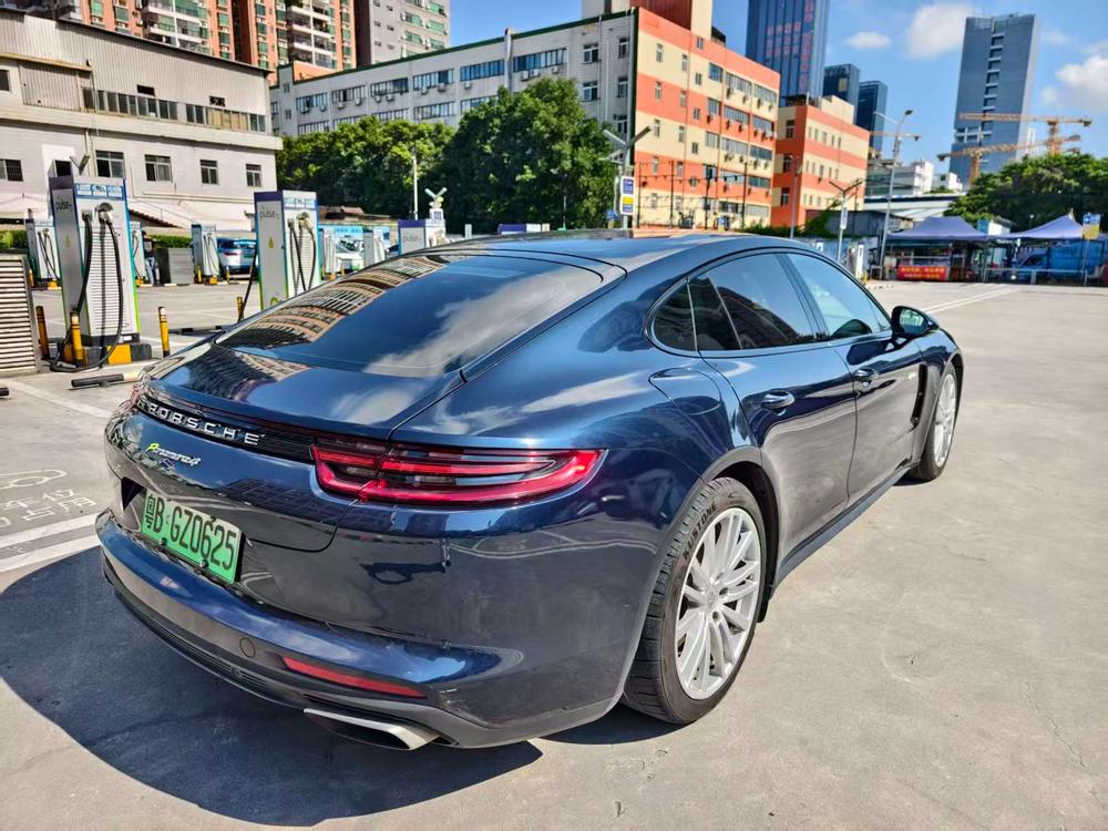 Porsche Panamera E-Hybrid