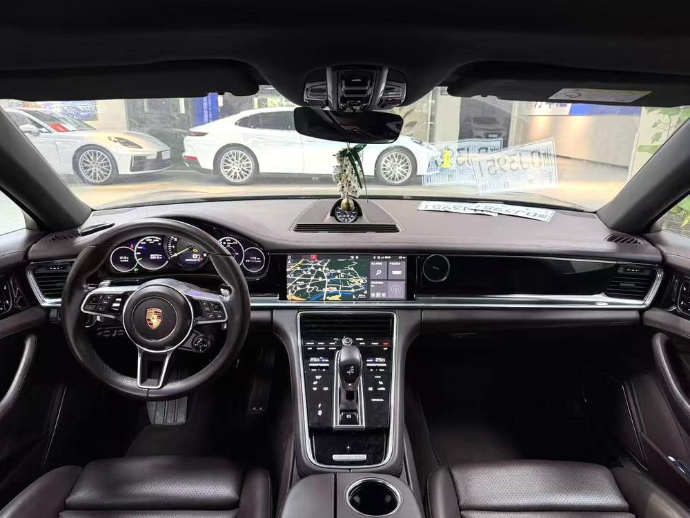 Porsche Panamera E-Hybrid