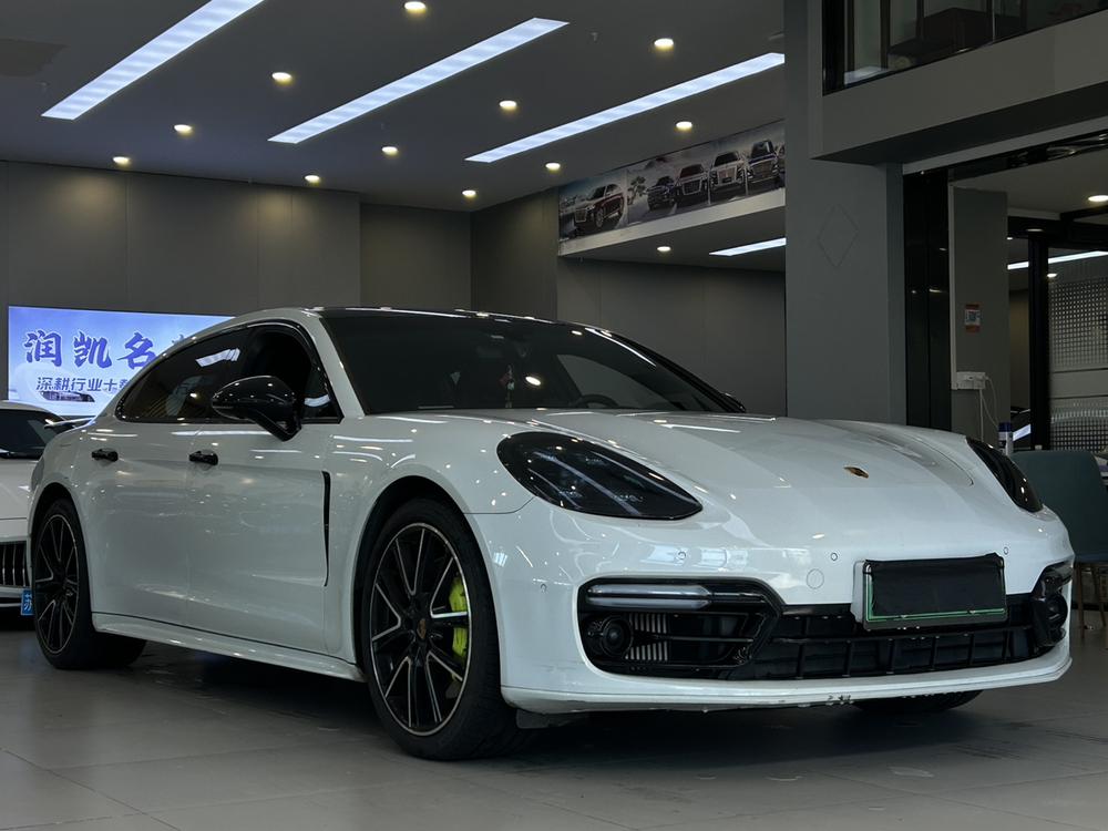 Porsche Panamera E-Hybrid