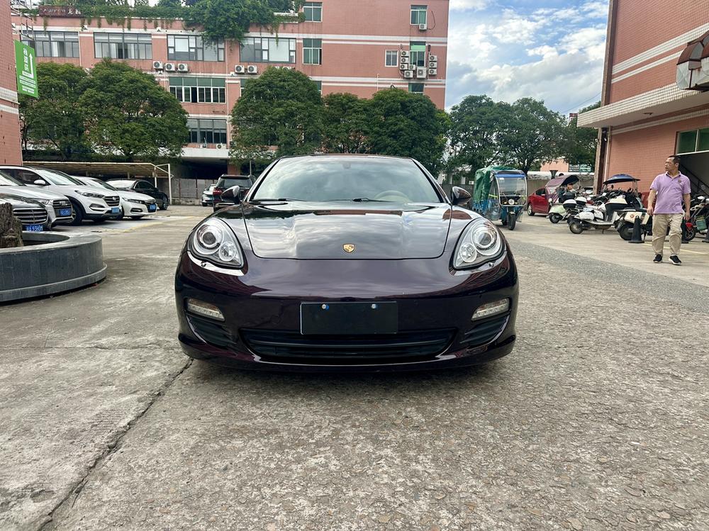 Porsche Panamera
