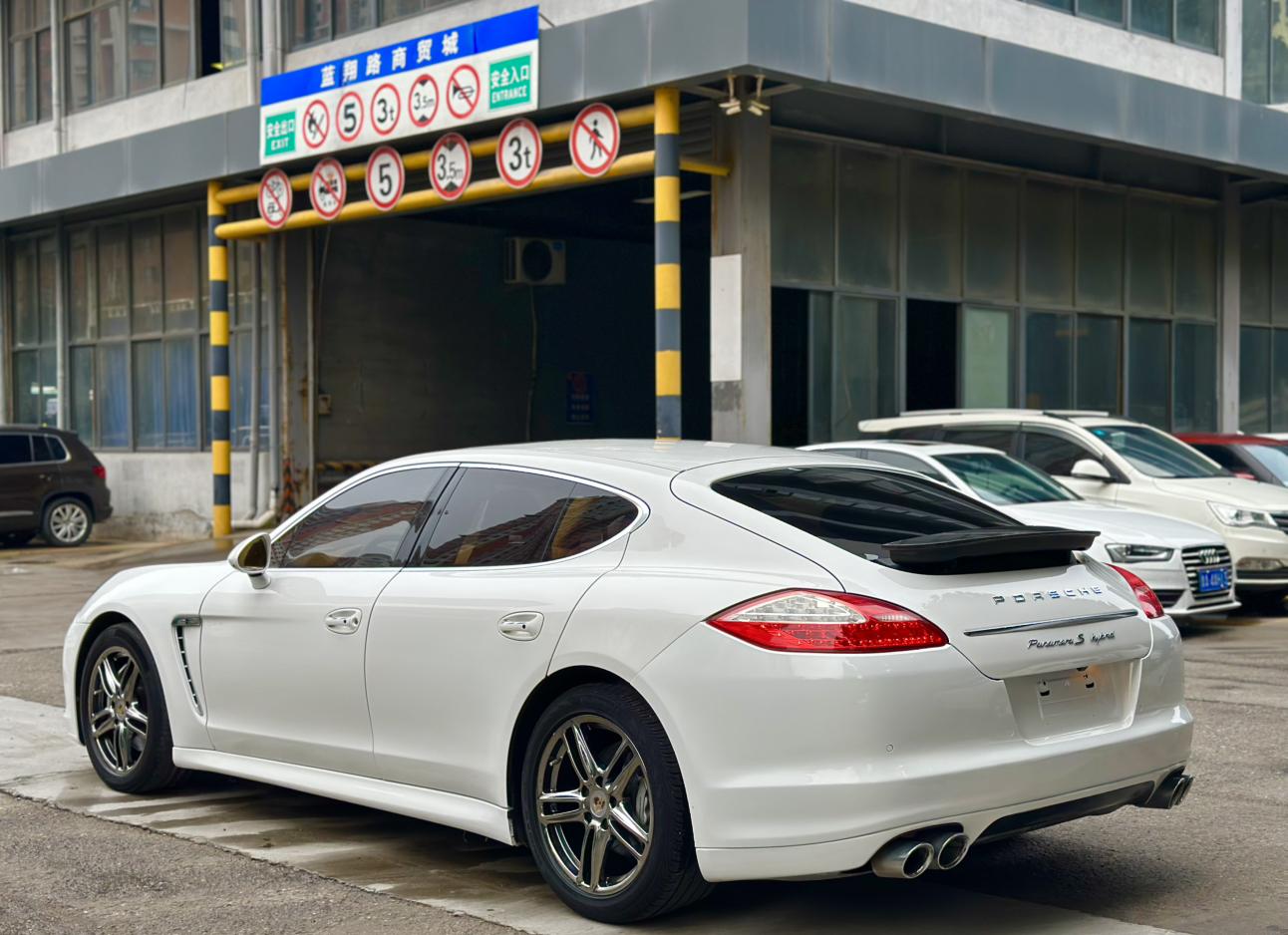 Porsche Panamera