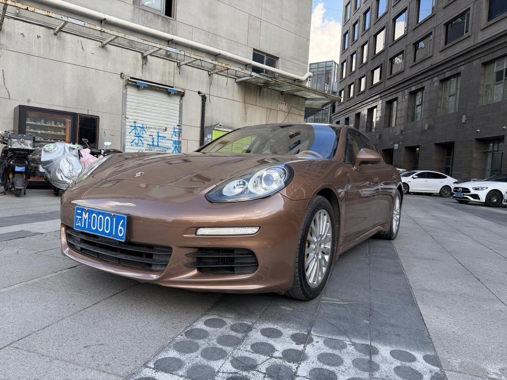 Porsche Panamera