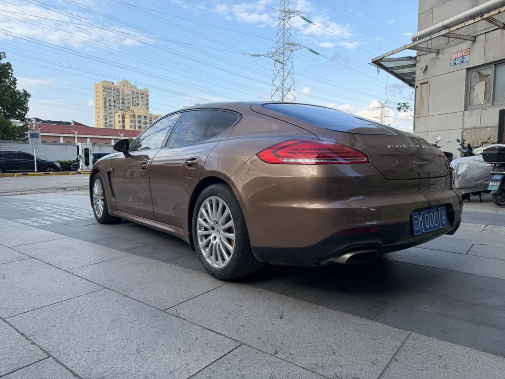 Porsche Panamera