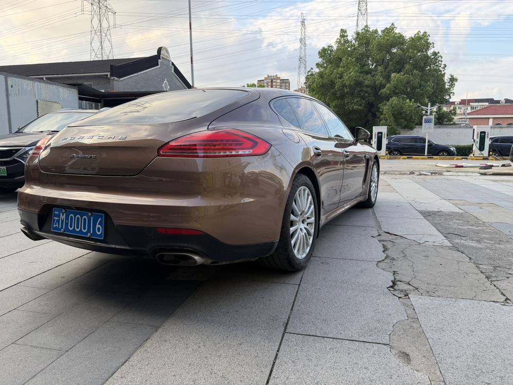 Porsche Panamera