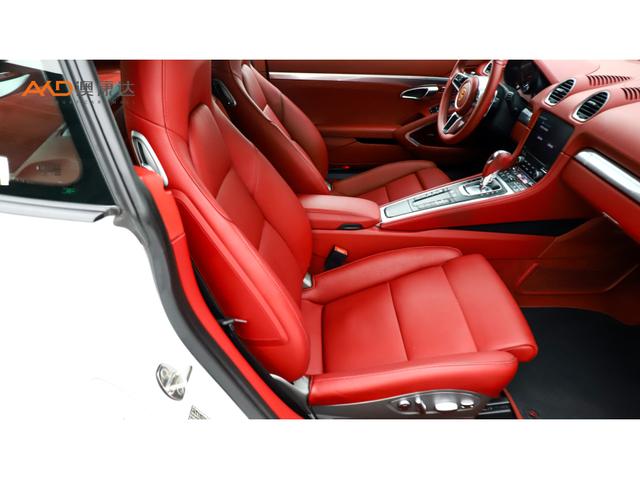 Porsche Porsche 718