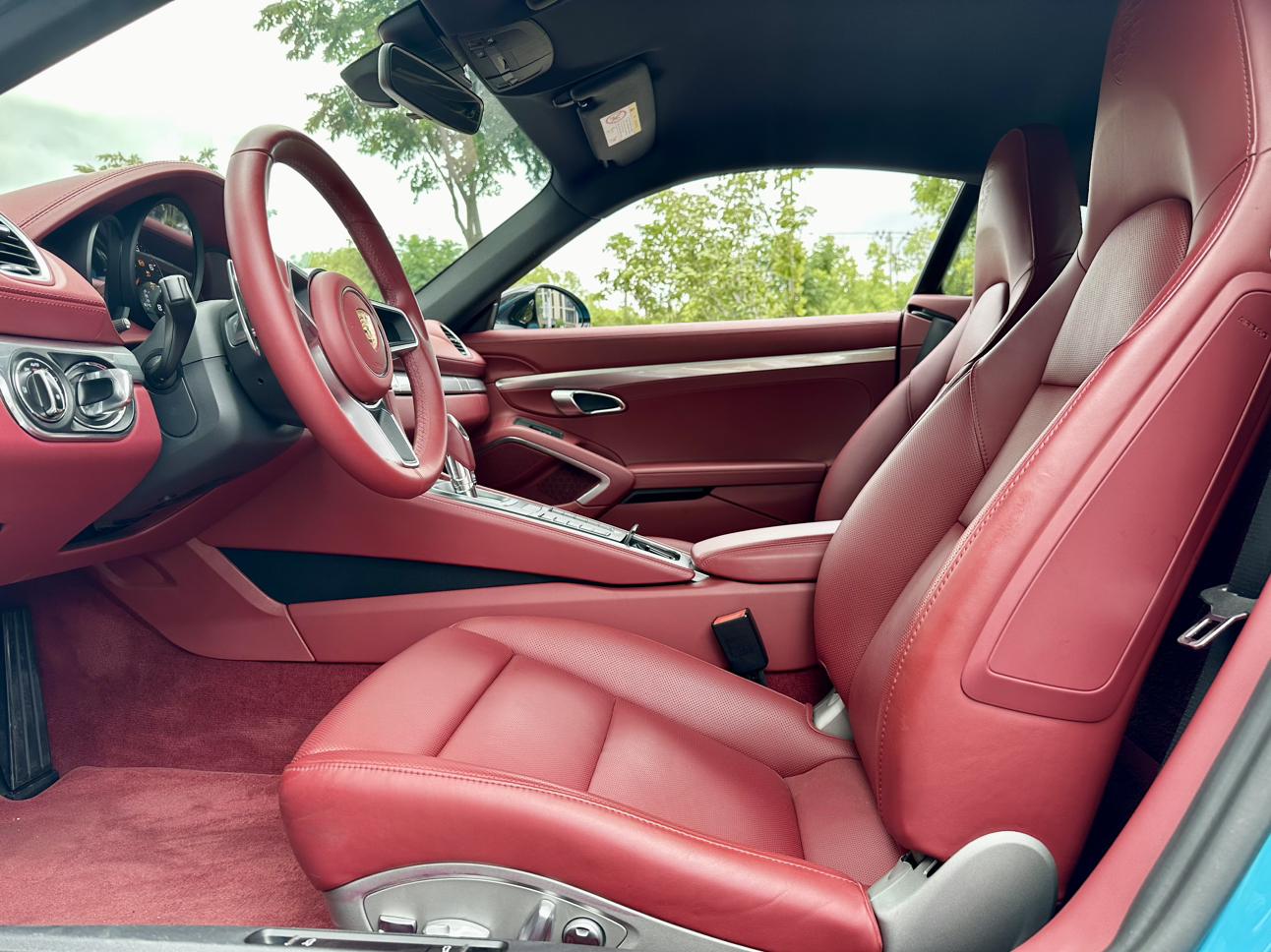 Porsche Porsche 718