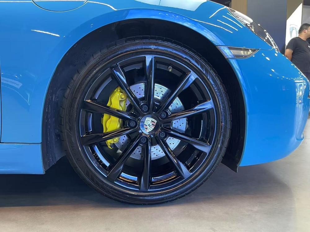 Porsche Porsche 718