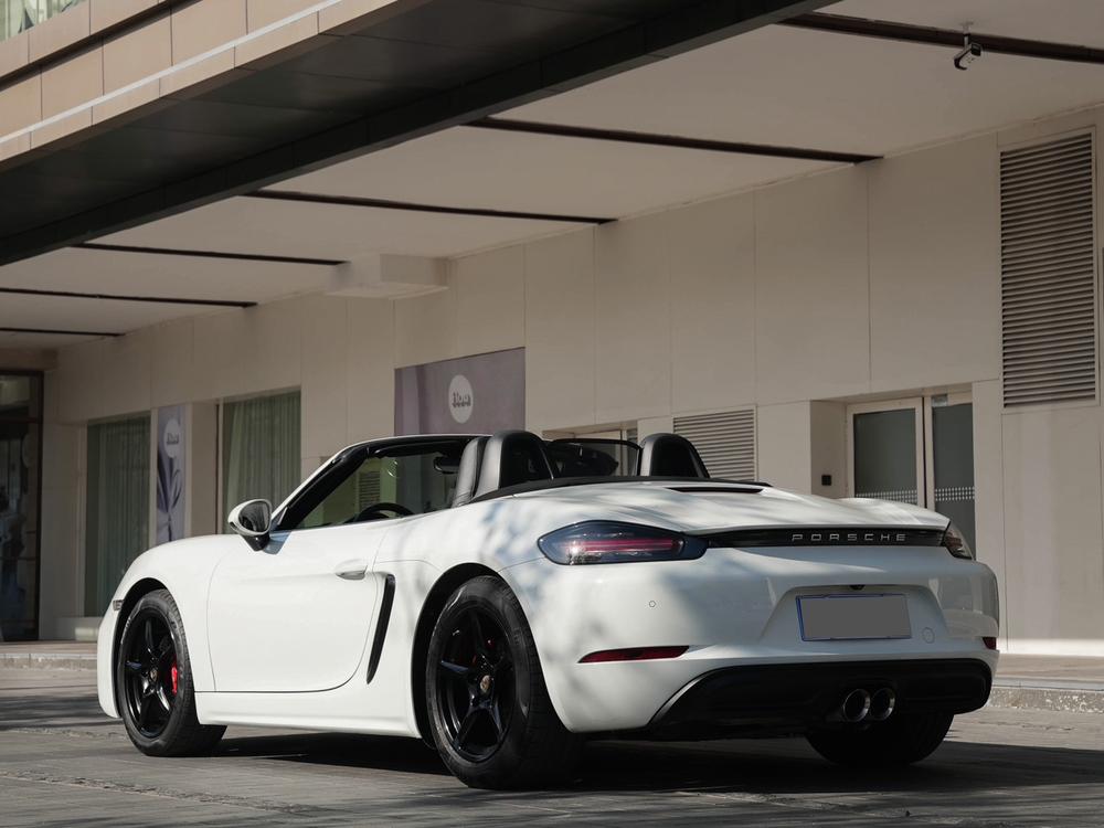 Porsche Porsche 718