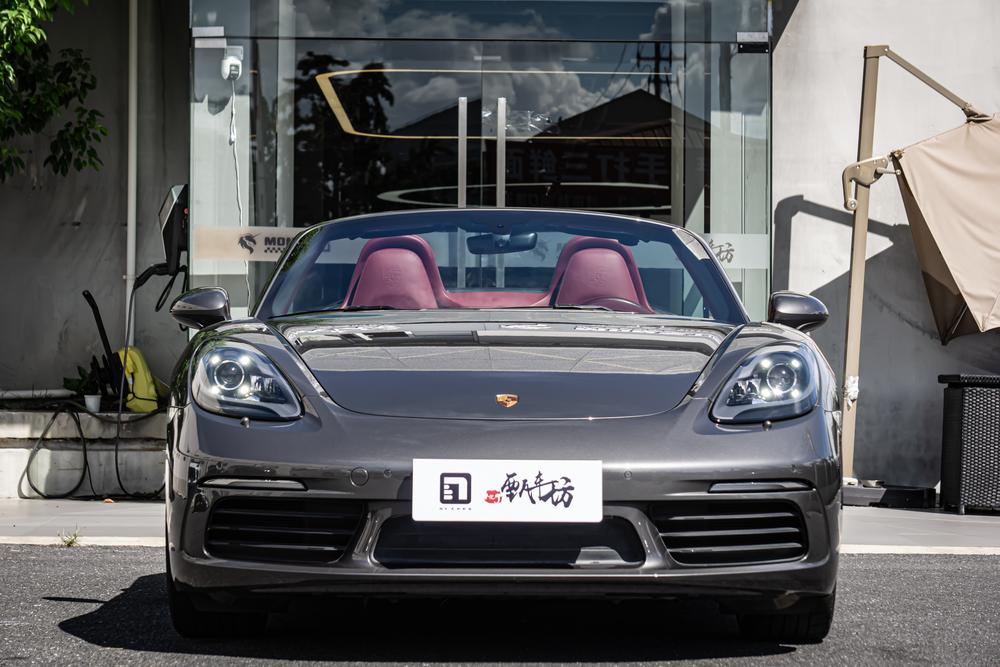 Porsche Porsche 718