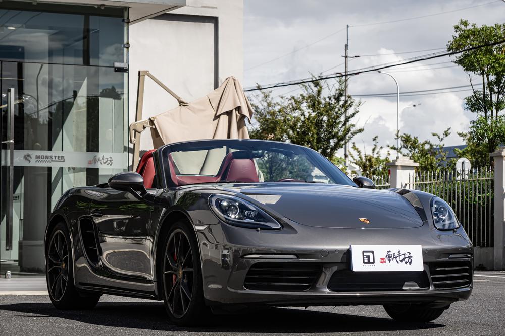 Porsche Porsche 718